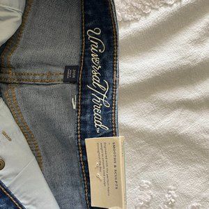 Universal Thread Denim Jeans *NEVER WORN* Tags